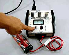 ABCホビー製ACDCエキスパートチャージャー詳細ページ