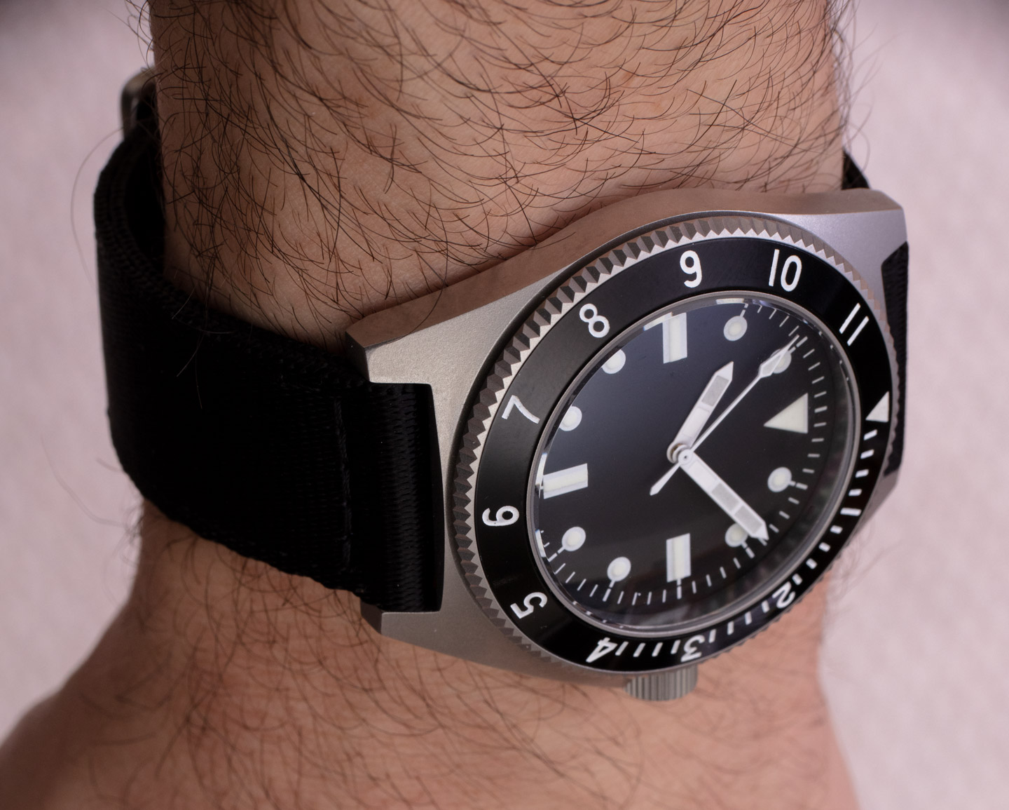Hands-On: Benrus Type 1 Military Dive Watch | aBlogtoWatch