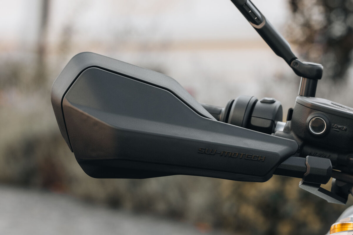 SPORTハンドガードキット ブラック (2点留め) | SW-MOTECH