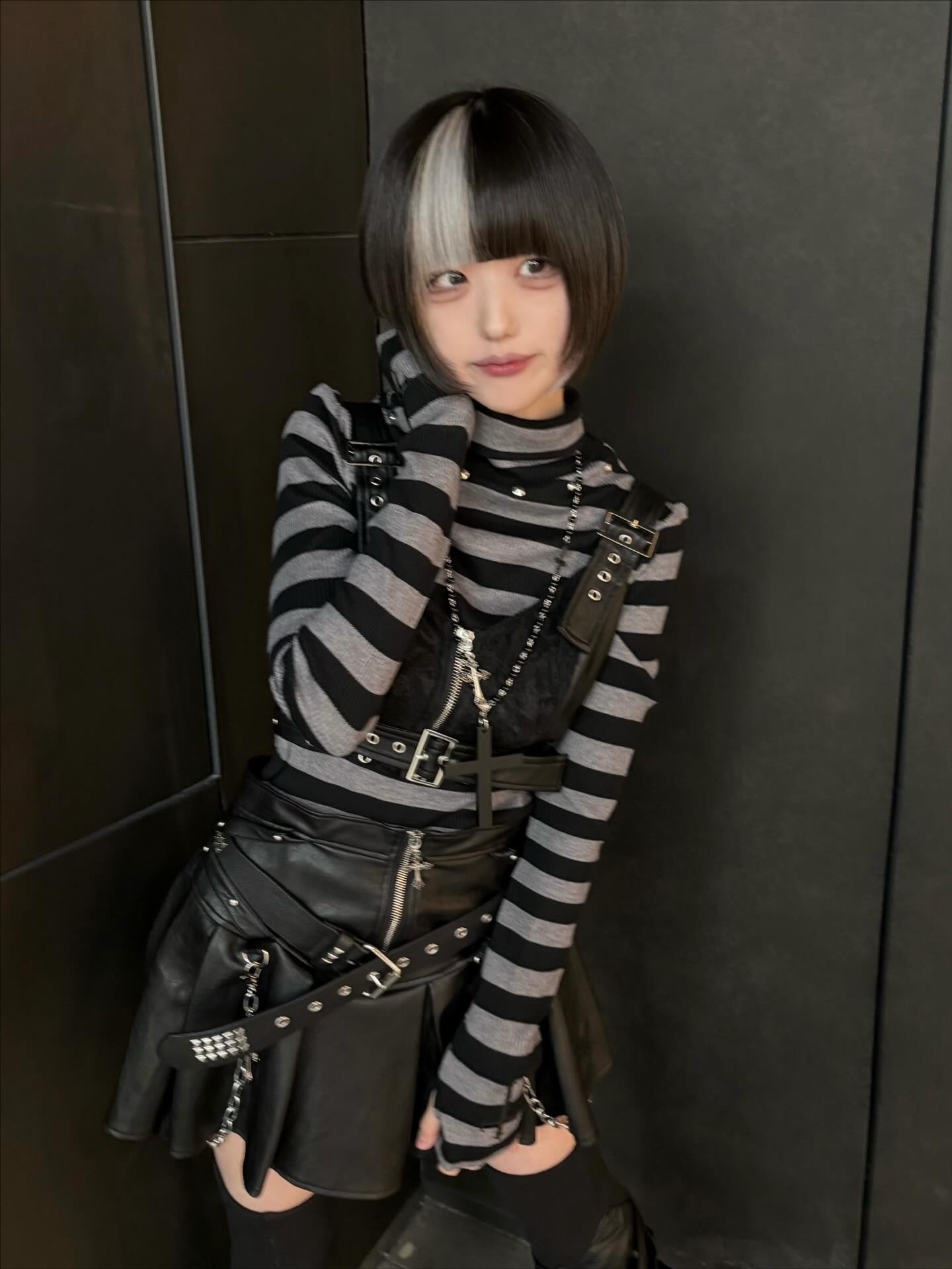 Grrr the Lipper【ガルルザリッパー】昏睡レザービスチェ/全2色