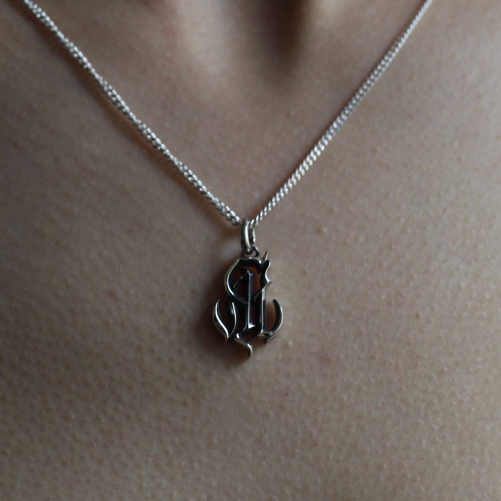 CALEE - 【残り一点】CAL NT Logo Silver Necklace | ACRMTSM ONLINE STORE