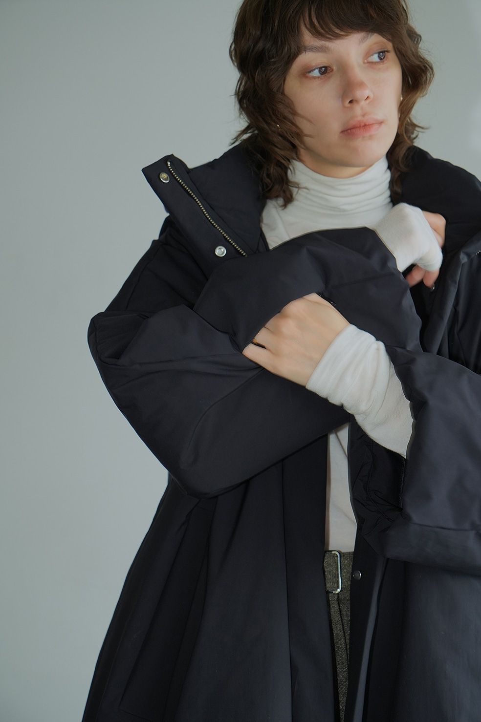 CLANE - バルーン フーディ ロングダウンコート - BALLOON HOODIE LONG