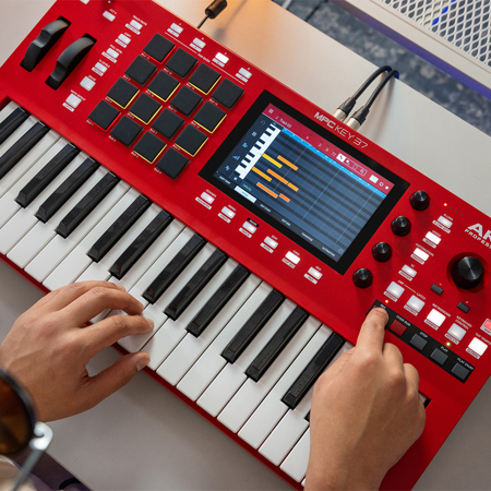 Akai MPC Key 37 Keyboard Workstation MPCKEY37XUS - Adorama