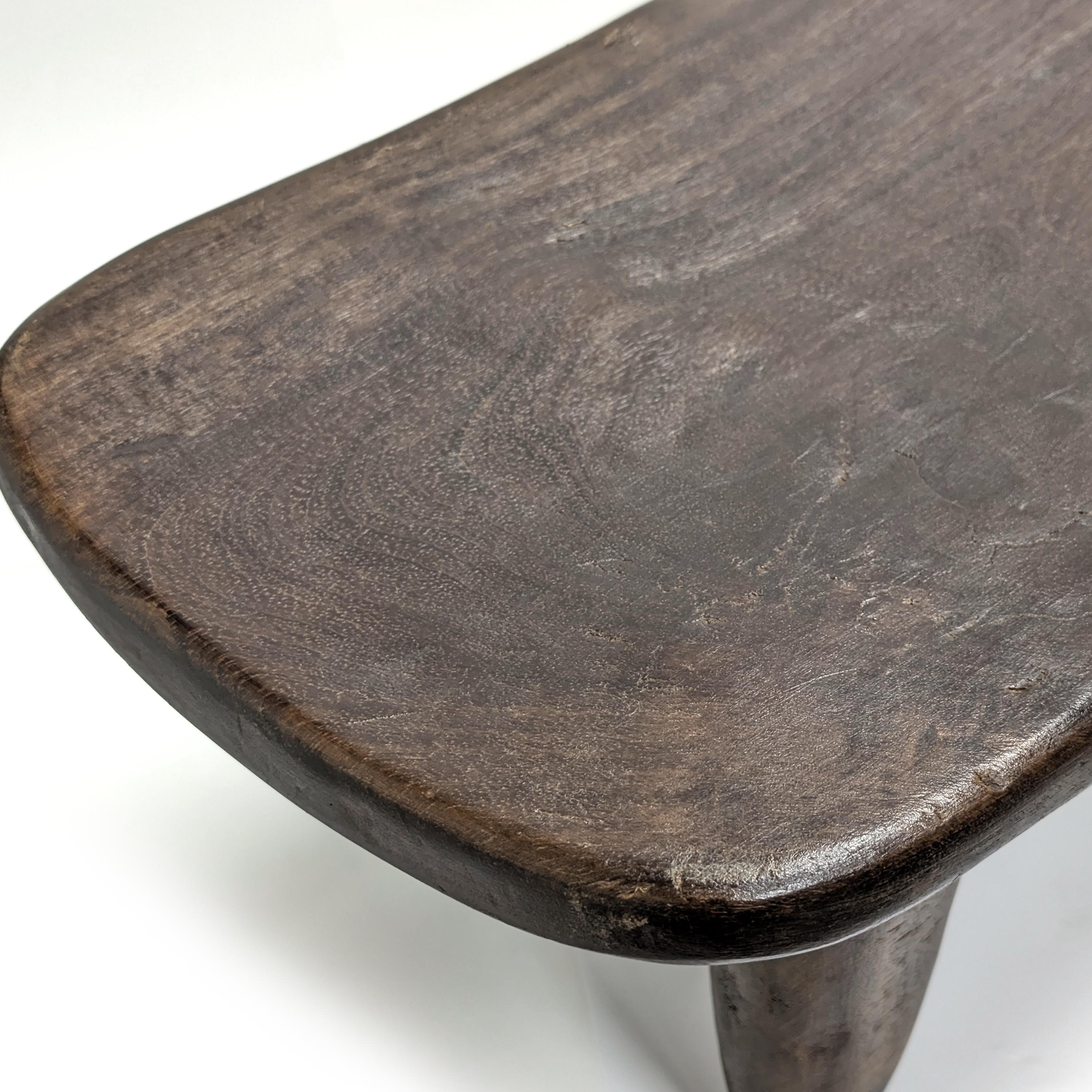 セヌフォ族巨大腰掛 座面59×36cm アフリカのテーブル 家具 （r211-21