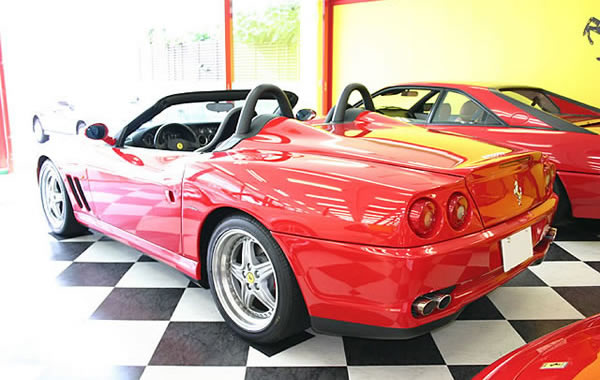 アーカイブ フェラーリ 550 マラネロ (1996〜2001) フェラーリ 550