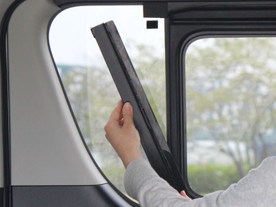 ウィンドーバグネット|アイズの車用網戸|ハイエース 200系 6～8型