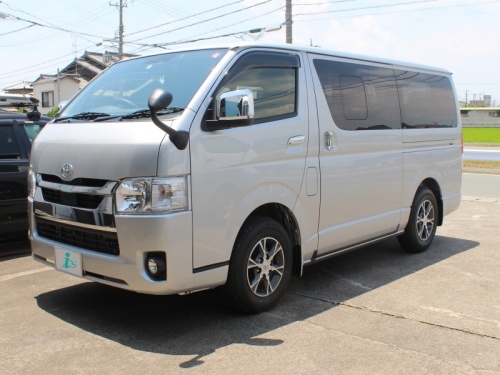 高断熱性能、安心の国内生産のハイエース専用マルチシェード:アイズ