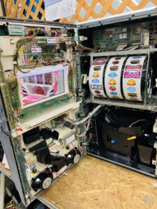 キュインぱちすろ南国育ち 1st vacation スロット実機 買取致しました