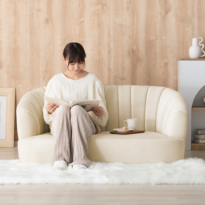 2人掛けシェルソファ ベロア調 ゴールド脚 韓国インテリア Yuffie