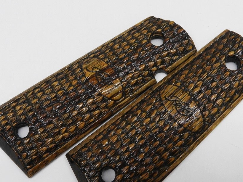 アルタモント] キンバー/Kimber ラプター ゼブラ ロゴ入木製グリップ