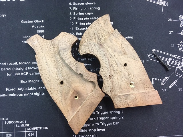 MGC] M586用 フィンガーグリップ 木製グリップ (中古)の販売ページ