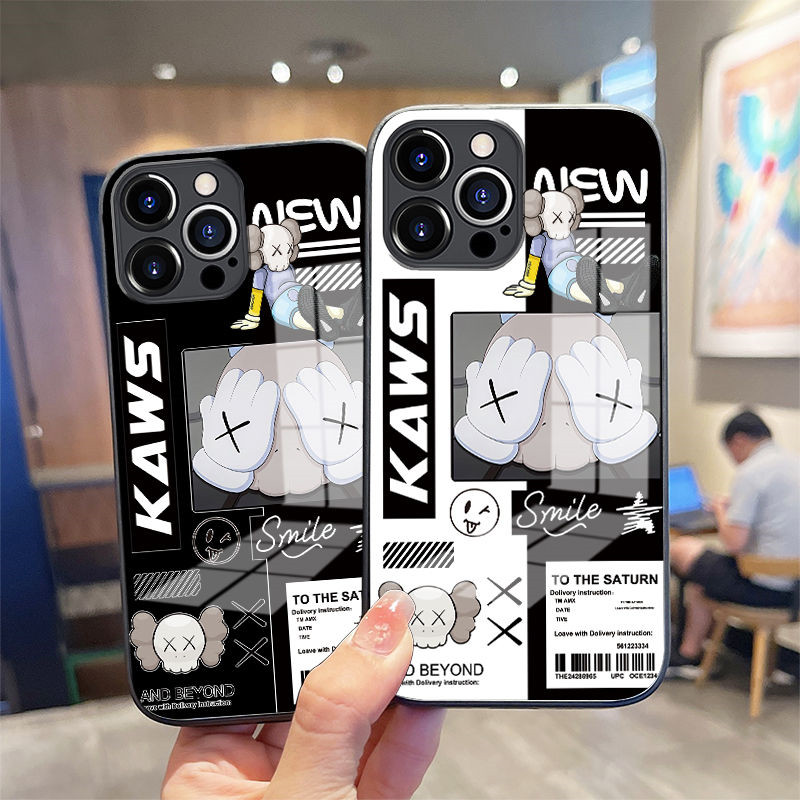 Kaws カウズiphone14 16 pro 15 plusケースブランドカード入れハイ