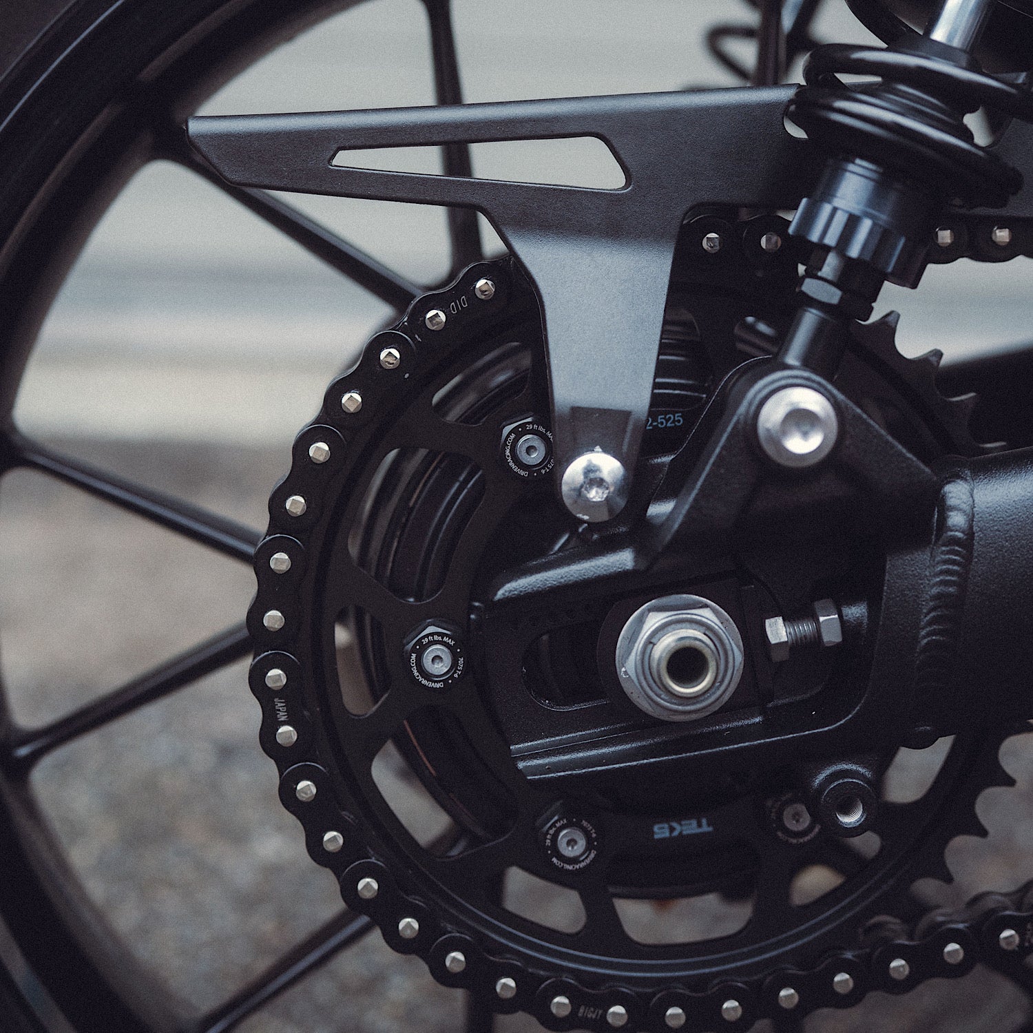 DID Raven ZVM-X 525 Chain - Black / Chrome - 120 Links - A & J