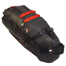 エクスペディション・サドルパック（17L）｜APIDURA｜Alternative Bicycles