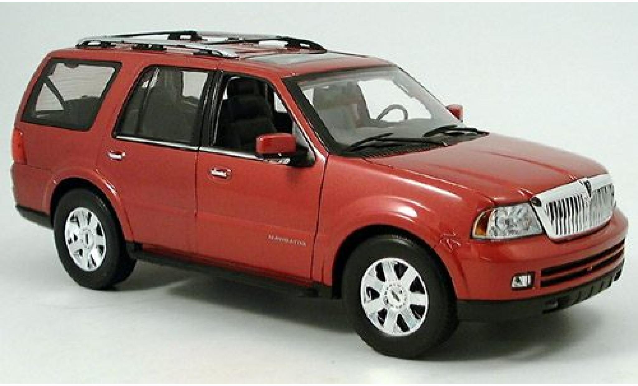 Diecast model cars Lincoln Navigator 1/18 Welly rot 2005 1:18