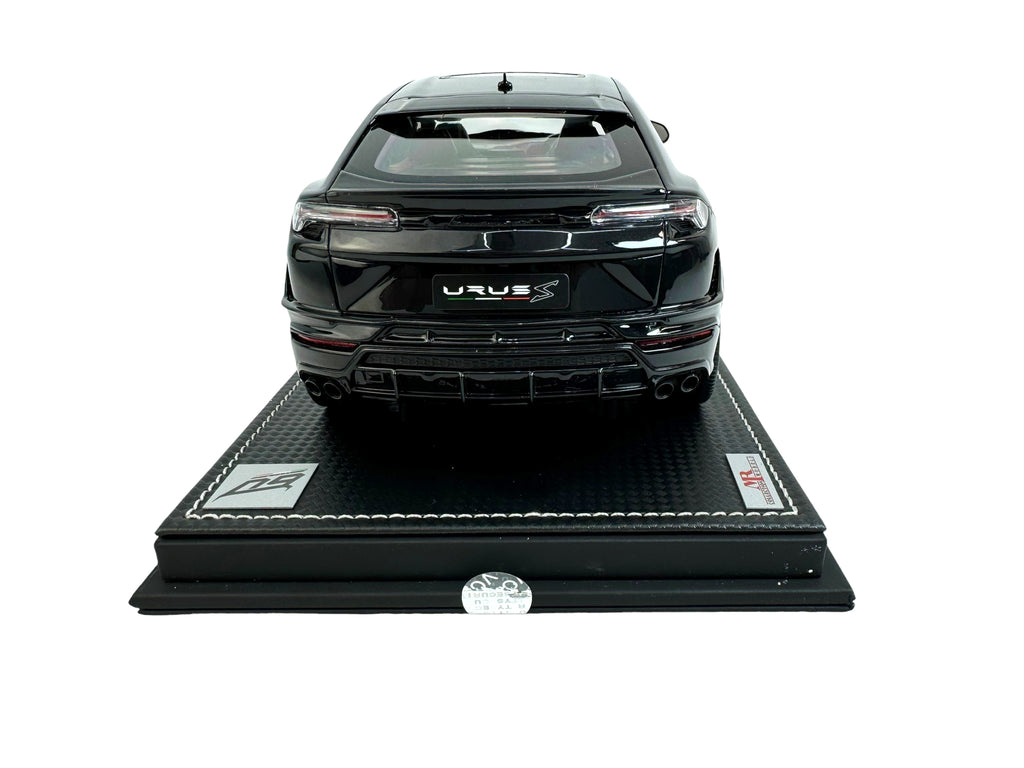 LAMBORGHINI URUS-S 1:18 MODEL CAR (NERO HELENE) – ApexSpares