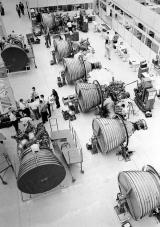 J2エンジン | サターンVブースター | アポロ マニアックス