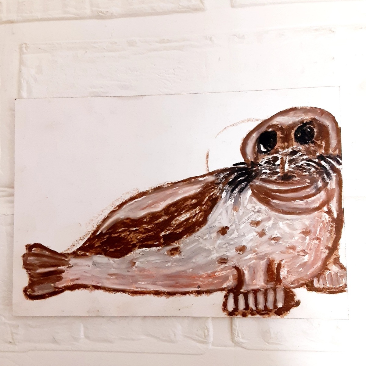 ハガキサイズにクレパスで描く‼️ オウム」 by シュミエ工作絵キング