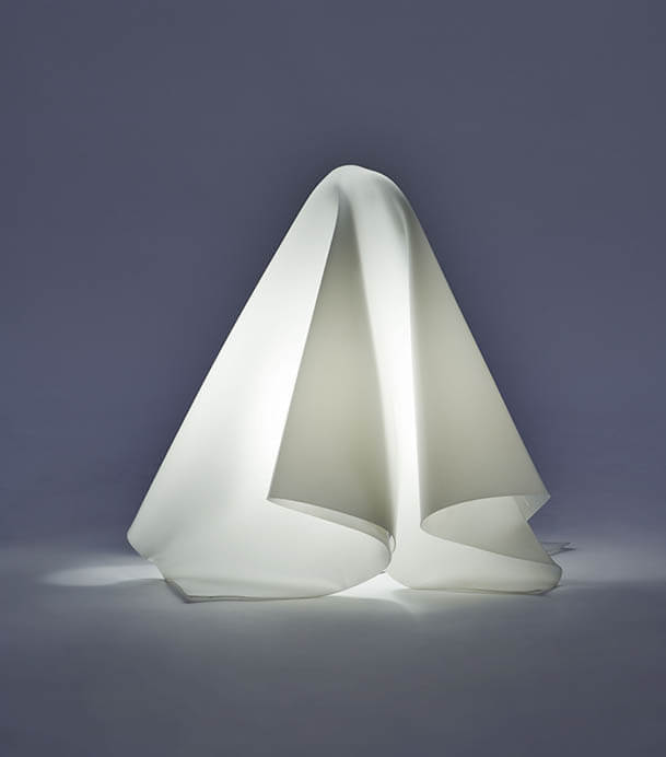 倉俣史朗のデザイン ―記憶のなかの小宇宙 | 京都国立近代美術館