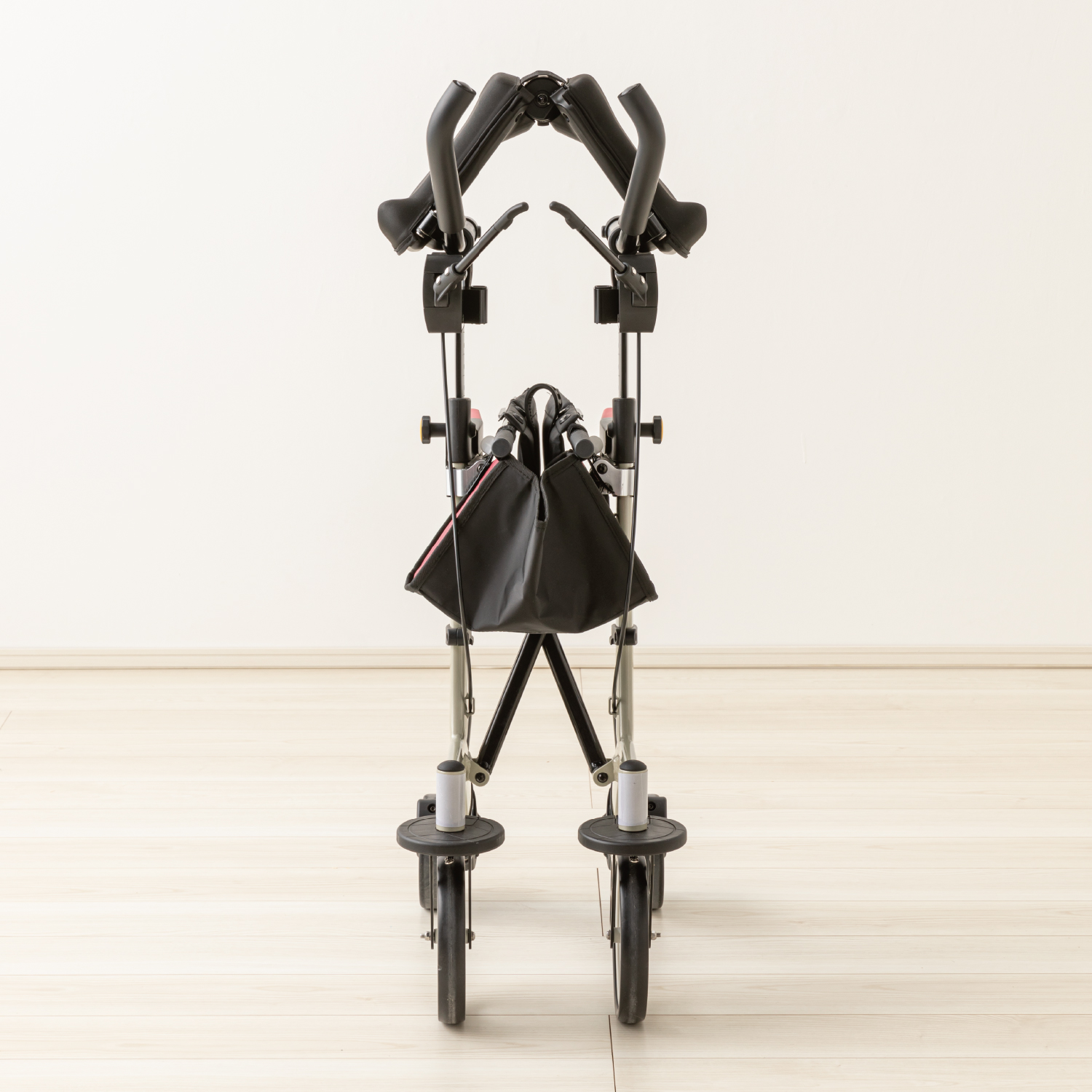 リトルターン Z | 【安寿】の介護用品 | アロン化成