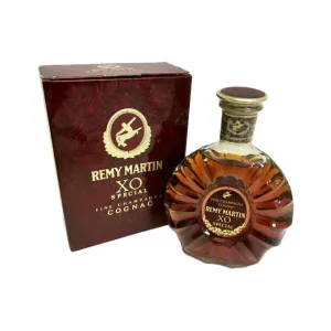 横浜市 神奈川区にて 陶器ボトル ウイスキー マリリンモンロー『7年目