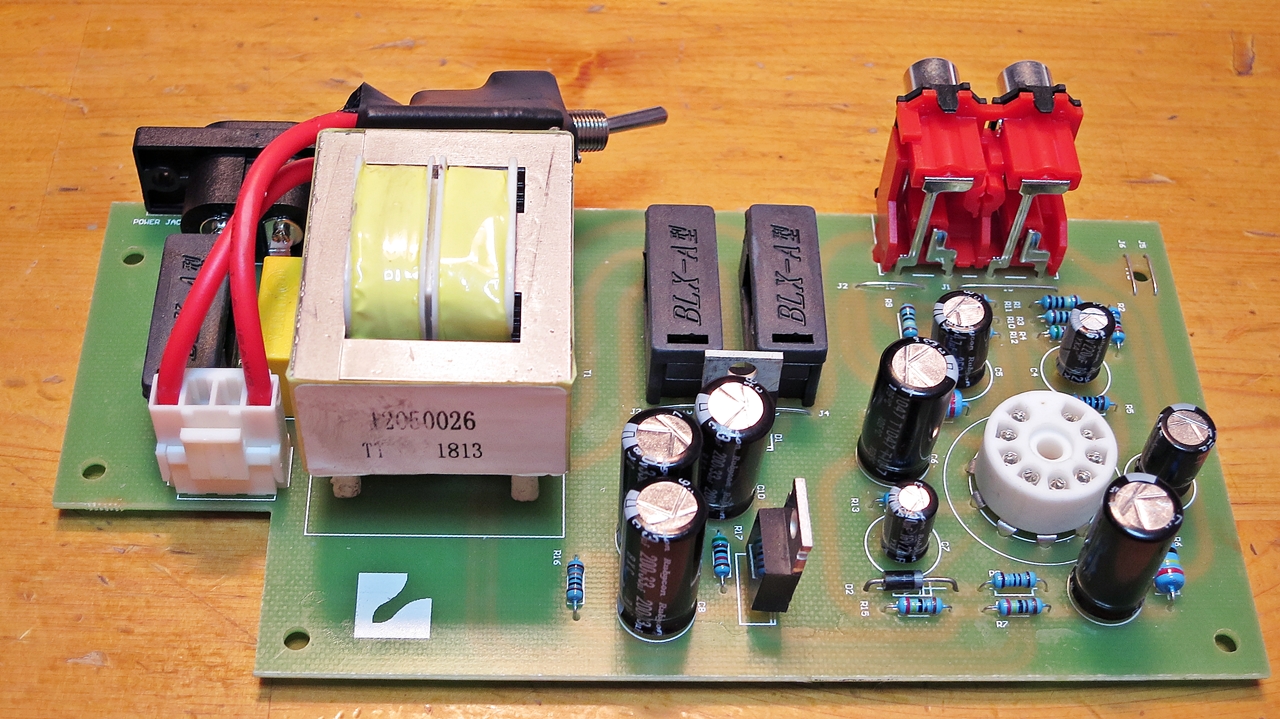 Stereo×LUXMAN 真空管ハーモナイザーキット LXV-OT6のレビューです