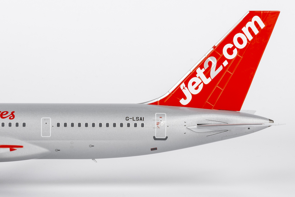 NG Models 42052 Boeing 757-200 Jet2 G-LSAI