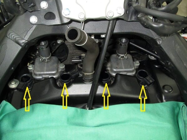 クラッチを使わず、レースマシンの様なクイックシフター｜AxxL