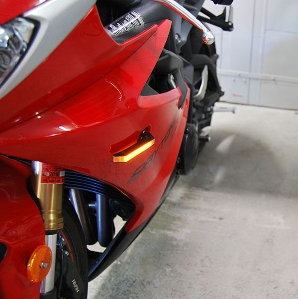 NRC製 デイトナ 675 (13-)用 ポリカーボネイト LEDウィンカー｜AxxL