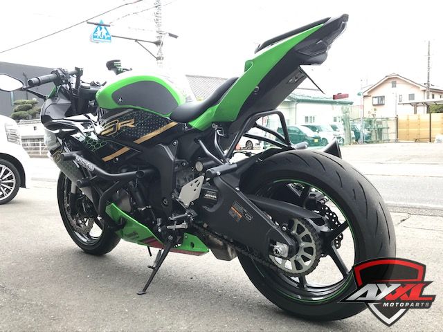 ZX6R 19- をスタント仕様の街乗りカスタム !! | AxxL