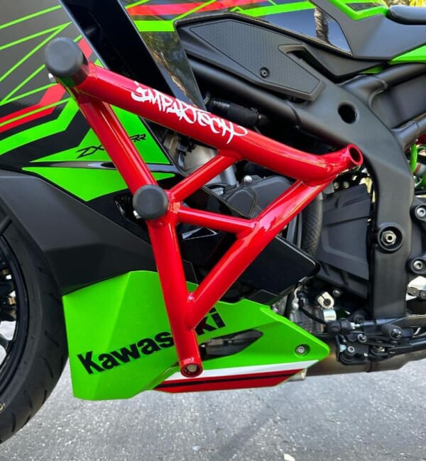 ZX4R デザインが美しい IMPAKTECH製 スタントケージ｜AxxL