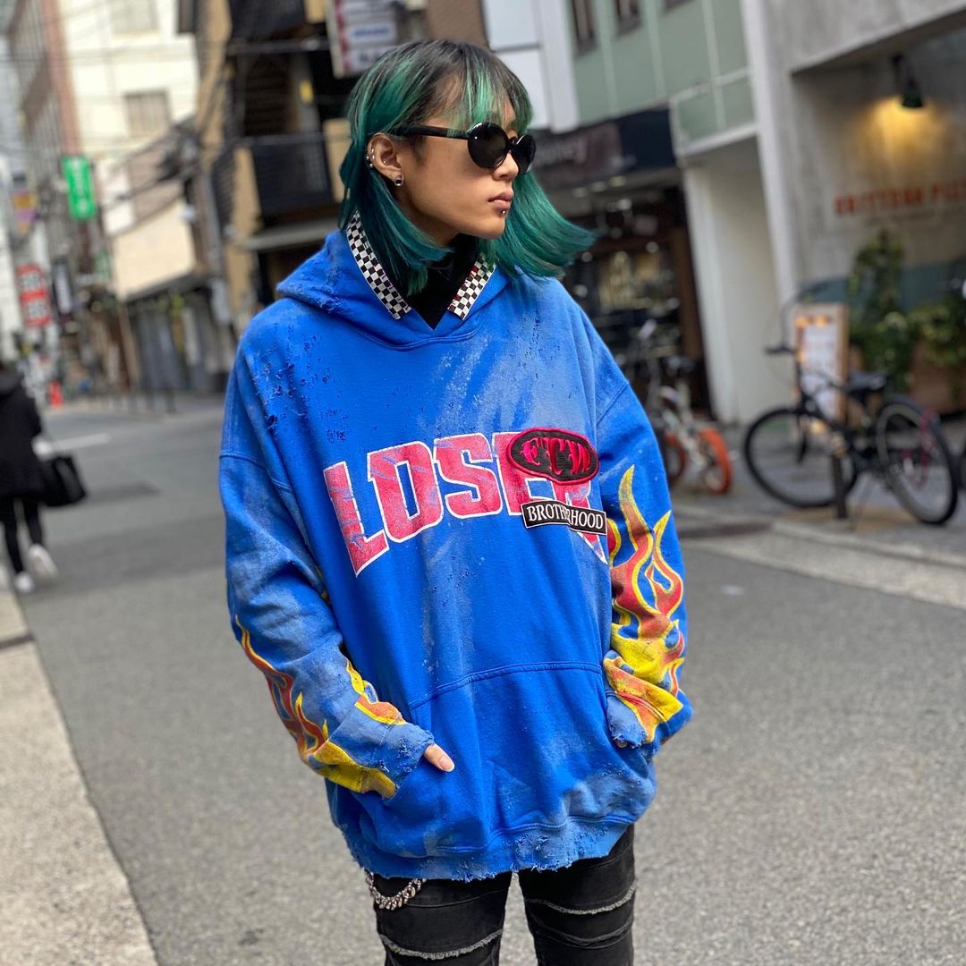 zac vargas パーカー ZAC VARGAS】chemicalcity HOODIE(6色展開) | AYIN