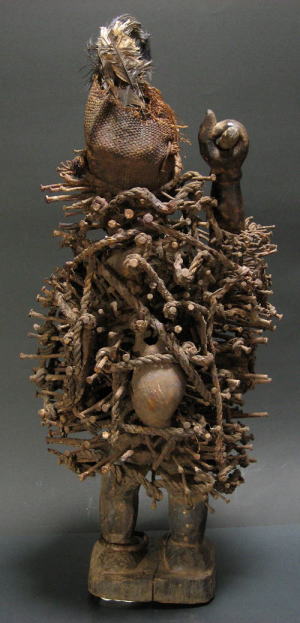 アフリカの木像2＜売切れ品展示室：アフリカ雑貨アザライ