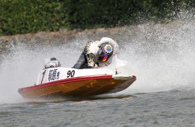 萩原秀人選手 完全優勝！ | BOAT RACE オフィシャルウェブサイト