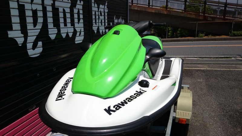 カワサキ STX-15f エントリーモデル、レーシングと多目的なモデルです