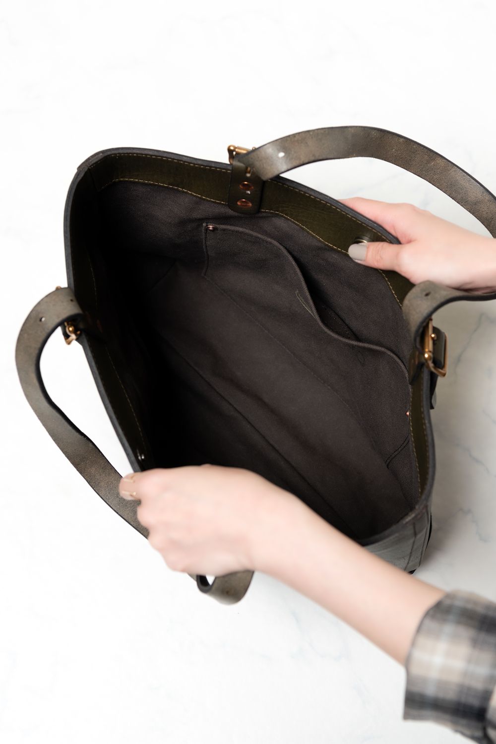 vasco - LEATHER TRAVEL TOTE BAG - MEDIUM [OLIVE]｜レザートラベル