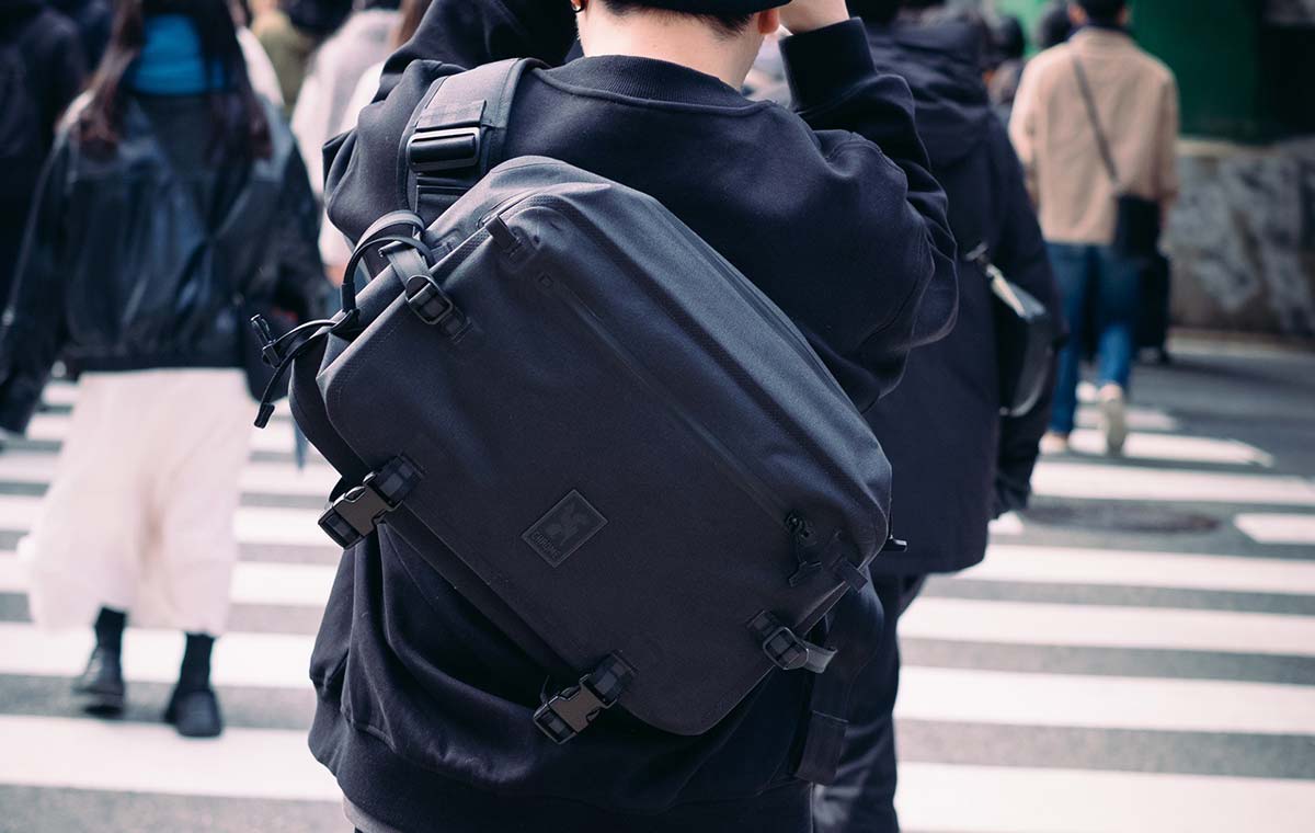 CHROME公式】クローム直営のオフィシャルストア CHROME STORE UMEDA