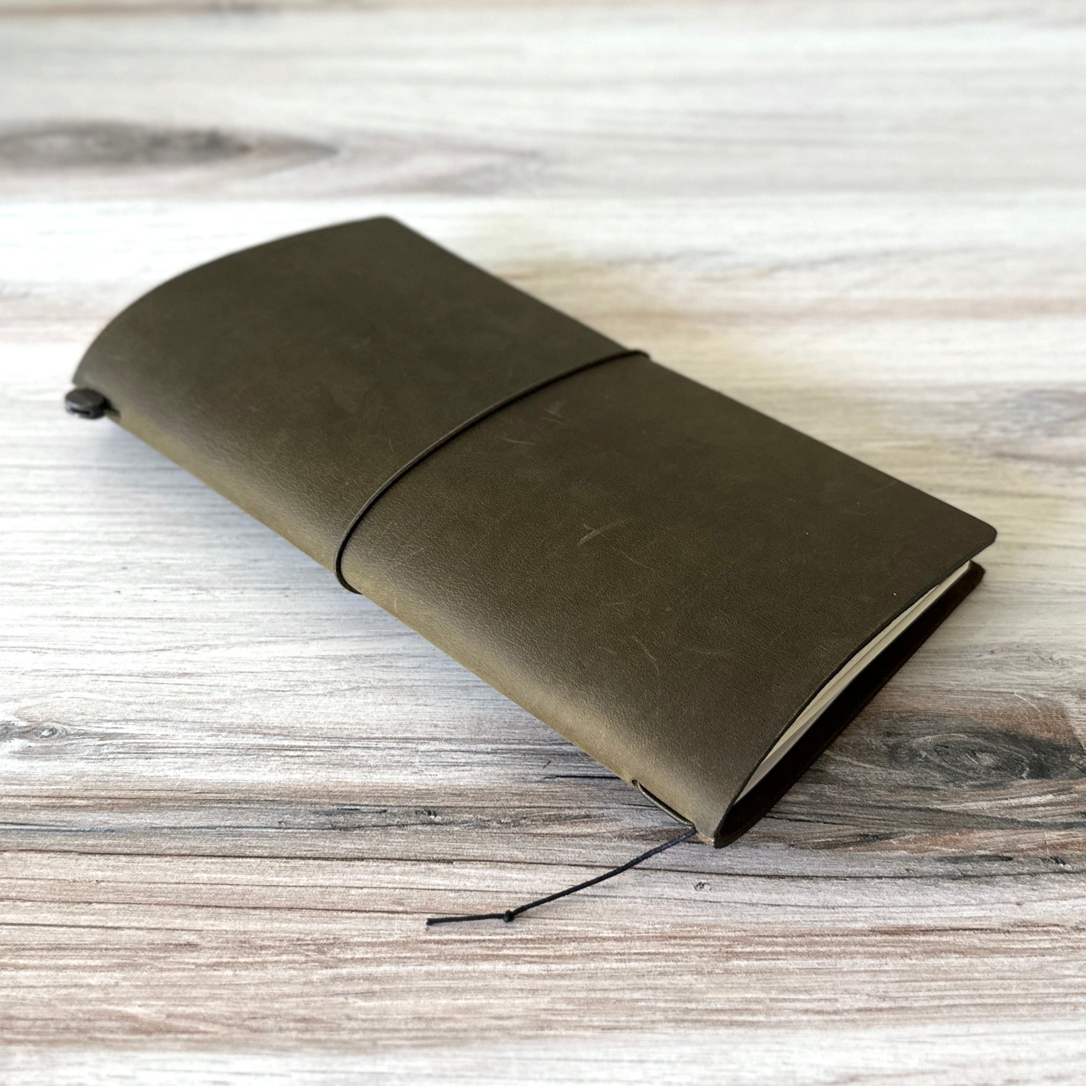 MIDORI Traveler's Notebook Brown – Baum-kuchen