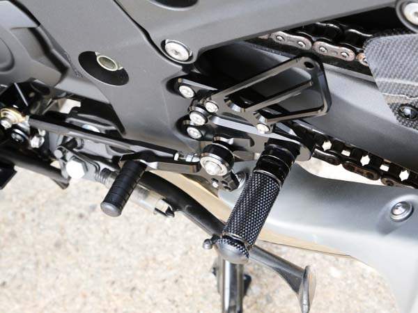 ZX14R '12- パフォーマンス・ステップキット