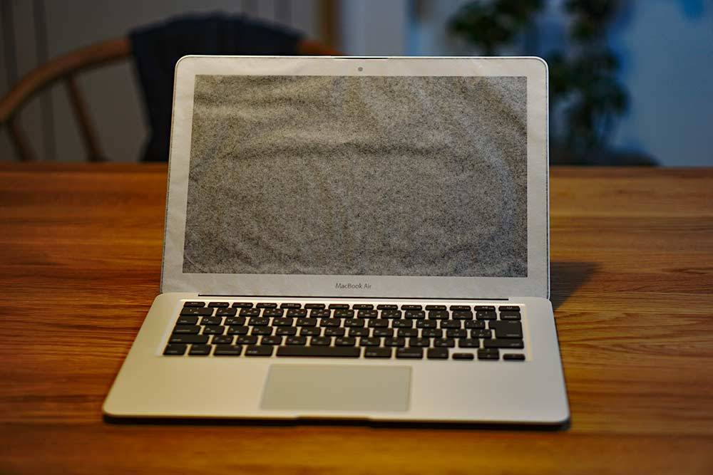 激安MacBook Air2017でデザイン仕事はできるのか検証した【レビュー