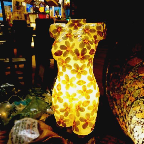 トルソーランプ／プルメリアランプ／シェルのスタンドランプ／トルソー