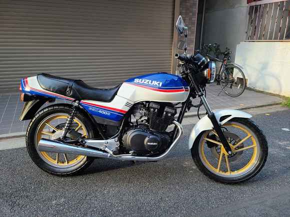 GSX400E ゴキ 白/青 旧車バイク・絶版車バイク BANBAN車輌館