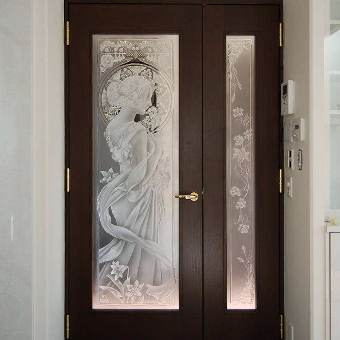 エッチンググラス-001「アルフォンス・ミュシャ『桜草』」| ステンド