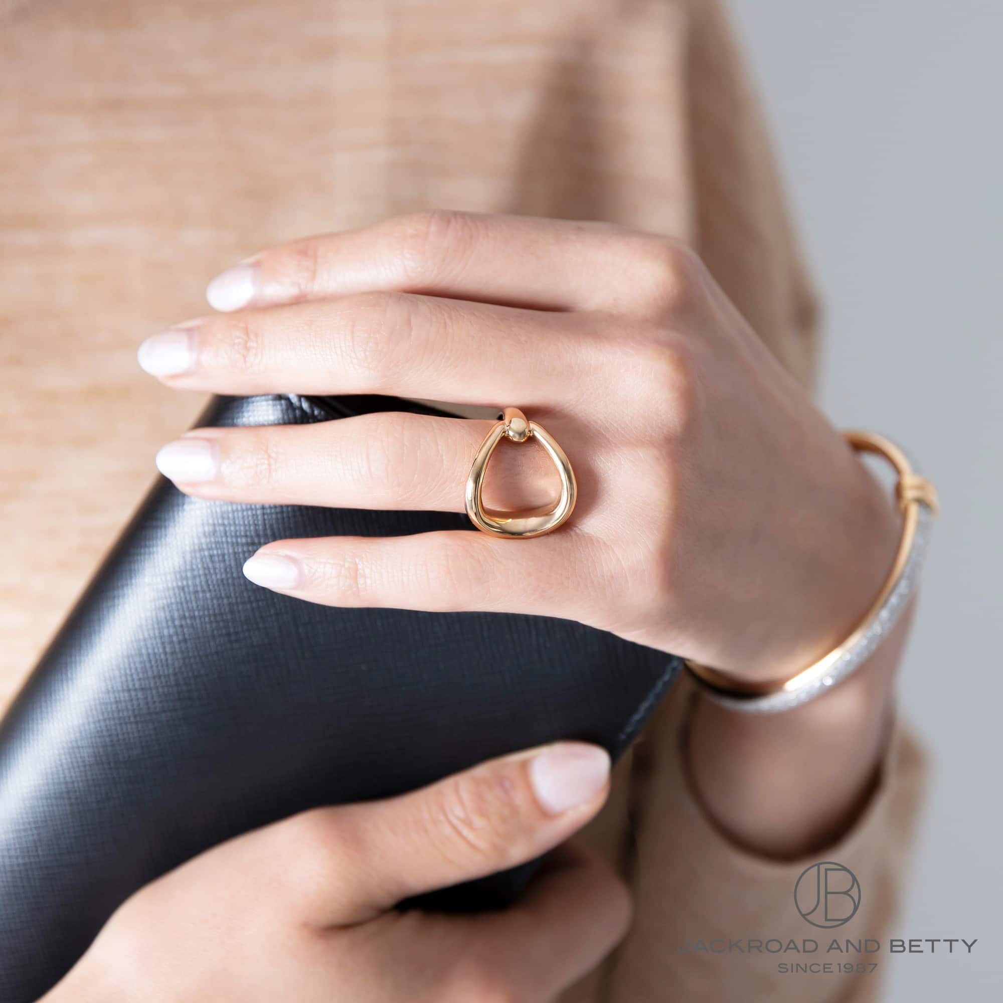 ファンティーナ リング[PAC0091_O7000_00000_45] Fantina Ring