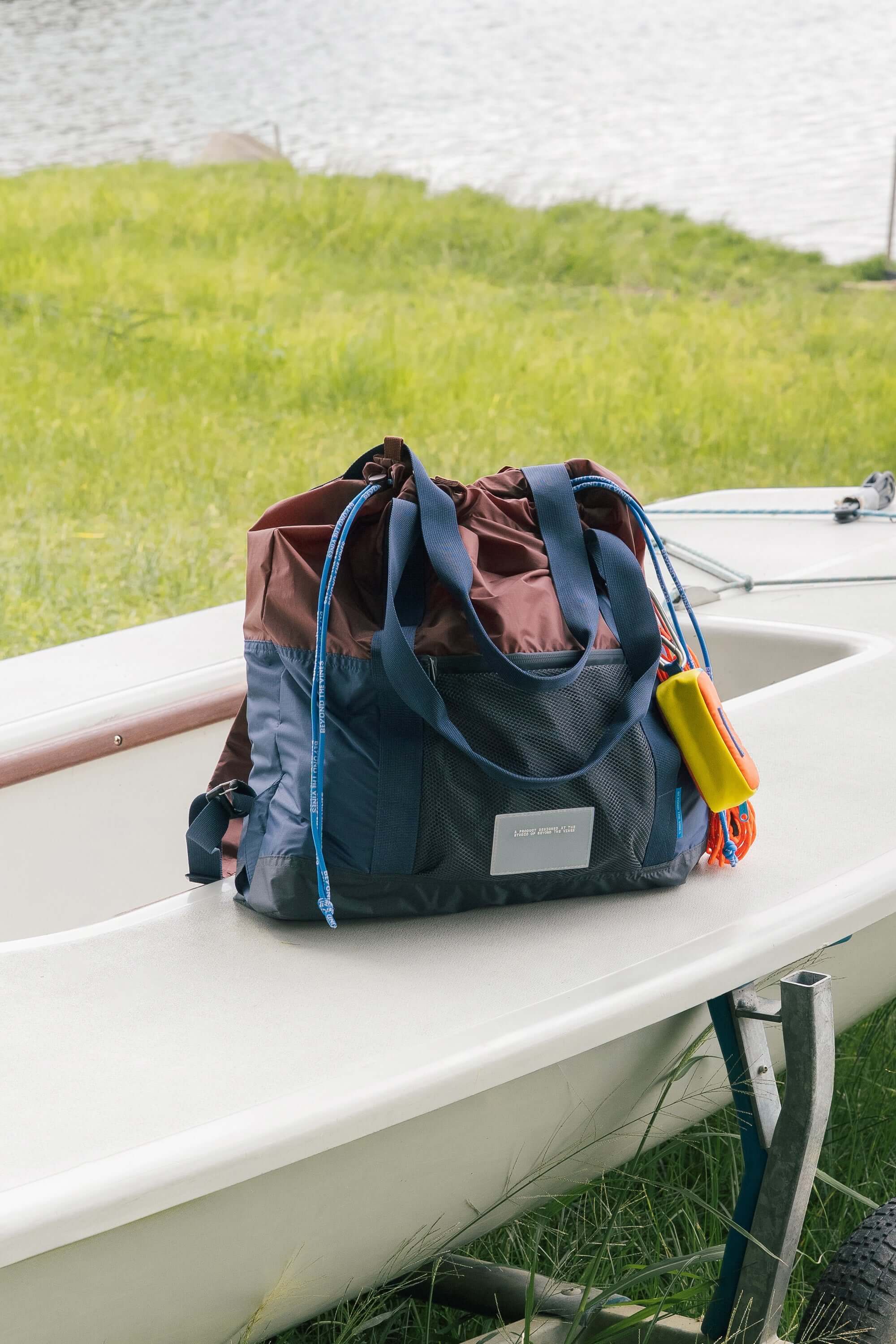 Colourblock ParaPack 002 | Beyond The Vines – Beyond The Vines