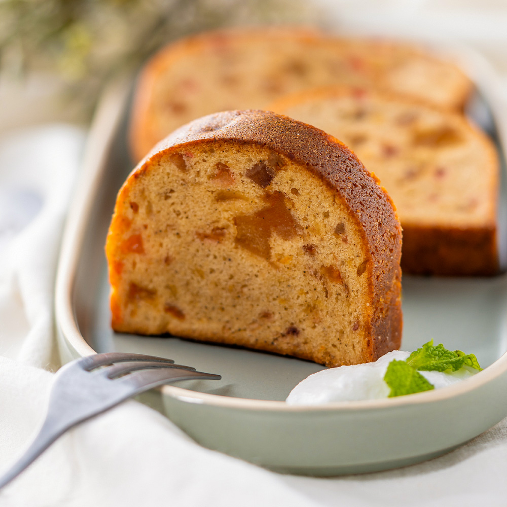 望月シェフ×ホシフルーツ 7種のフルーツが詰まった「デザートパウンド