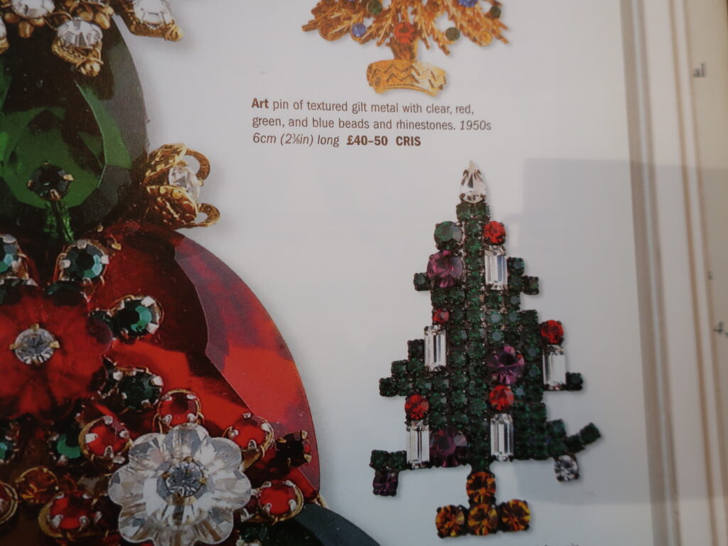 weissのクリスマスツリーのブローチ - bellecapri | 二子玉川・瀬田の