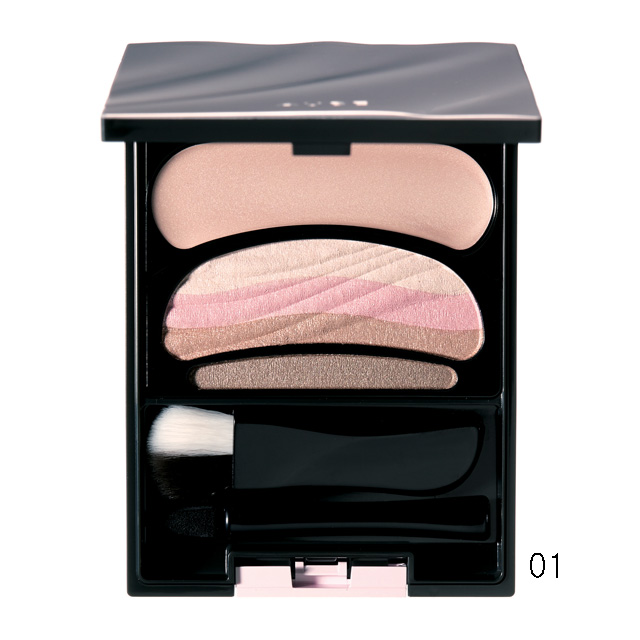 AUBE（オーブ）の「ブラシひと塗りシャドウ」で苦手なグラデーションを