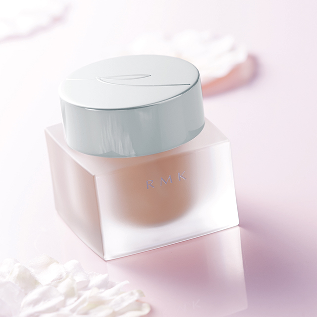 RMKの日焼け止め、UV機能付きの下地・ファンデを集めました。 | 美的.com