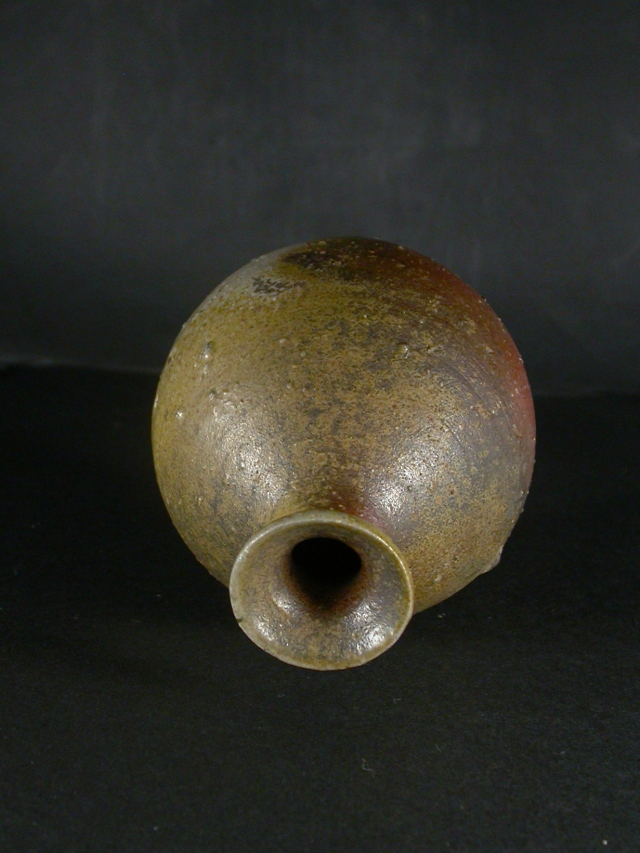 備前焼 登窯 備前焼中堅作家 鈴木 勝詞 共箱付き桟切・黄ゴマ荒土徳利